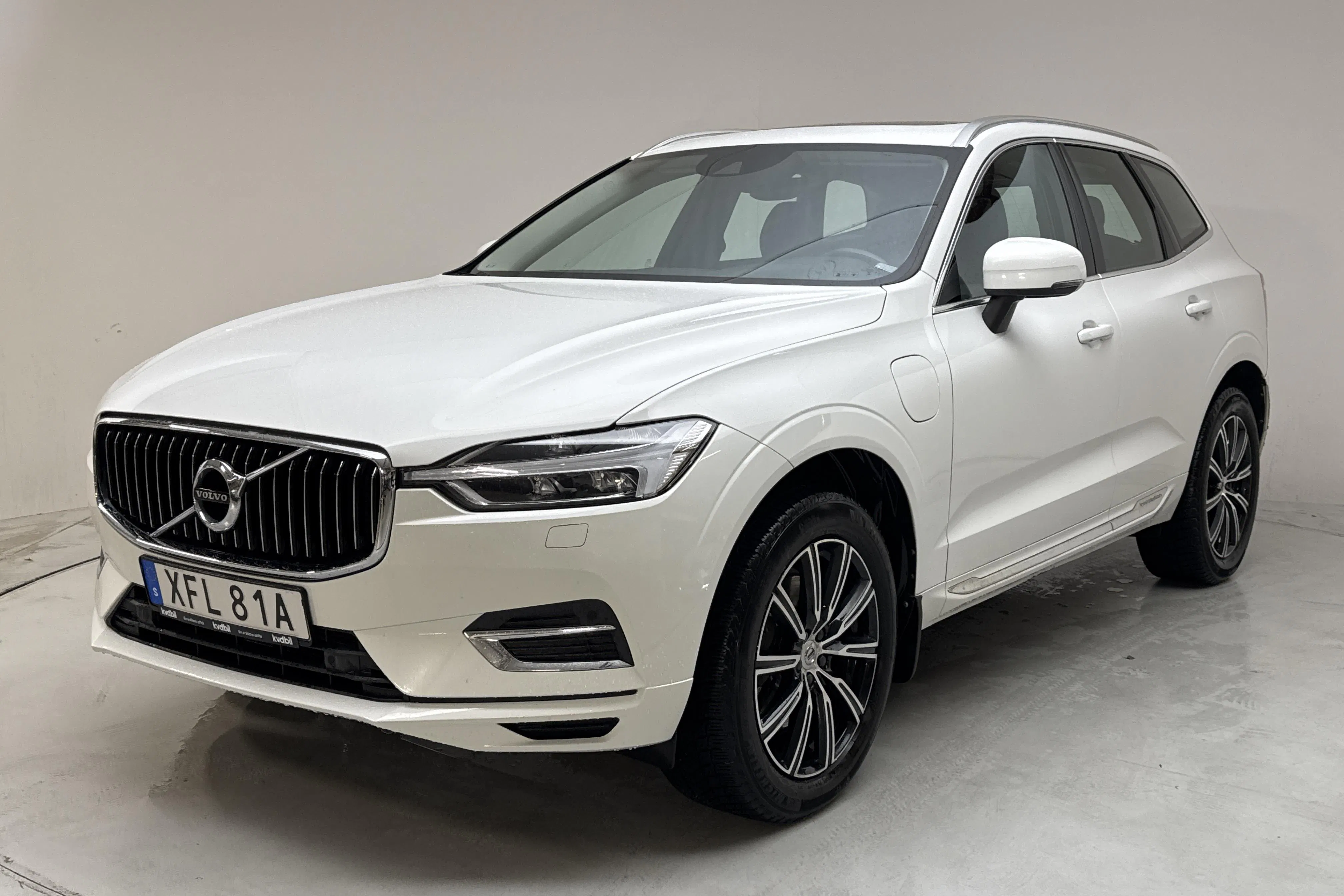 Presentation photo 1 of 18: Volvo XC60 T8 AWD Recharge (390hk) - 150 970 km - Automatic - white - 2020