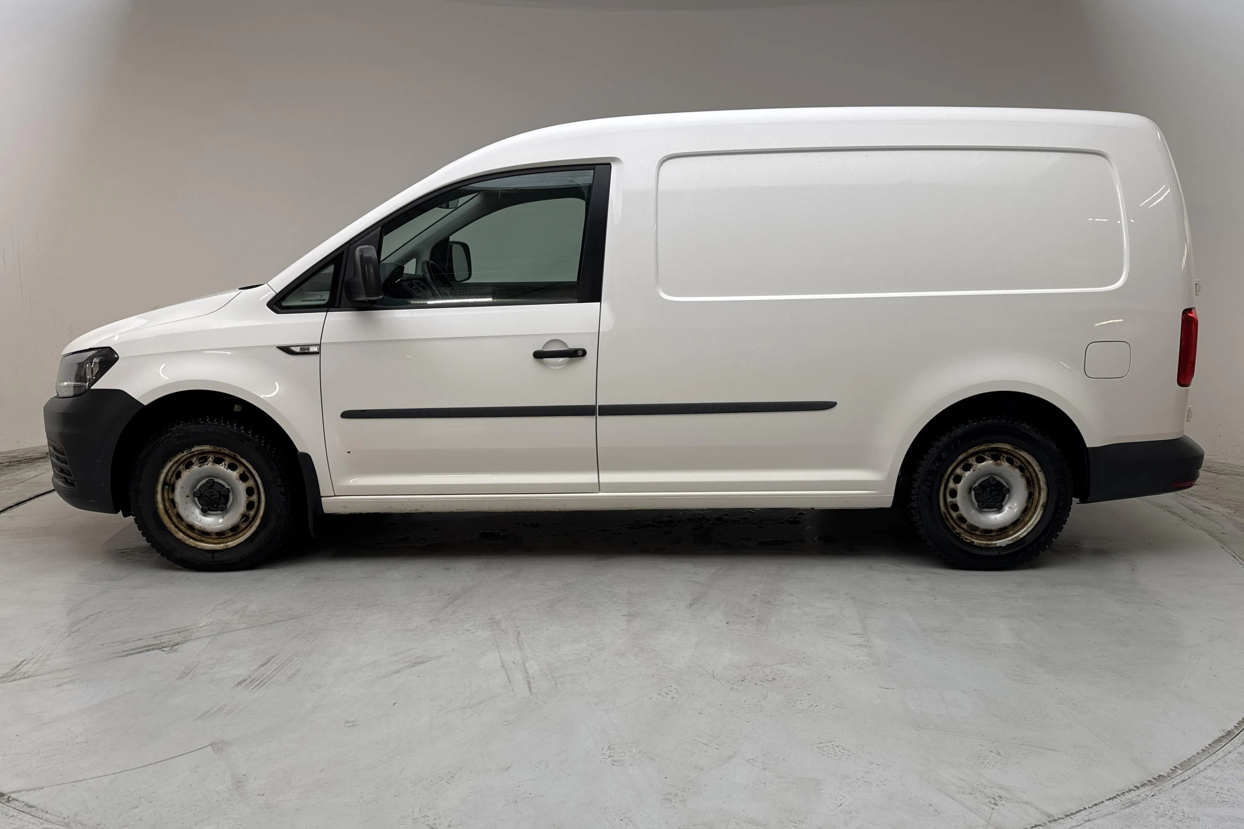 Presentationsfoto 2 av 12: VW Caddy 2.0 TDI Maxi Skåp (102hk) - 7 643 mil - Manuell - vit - 2016