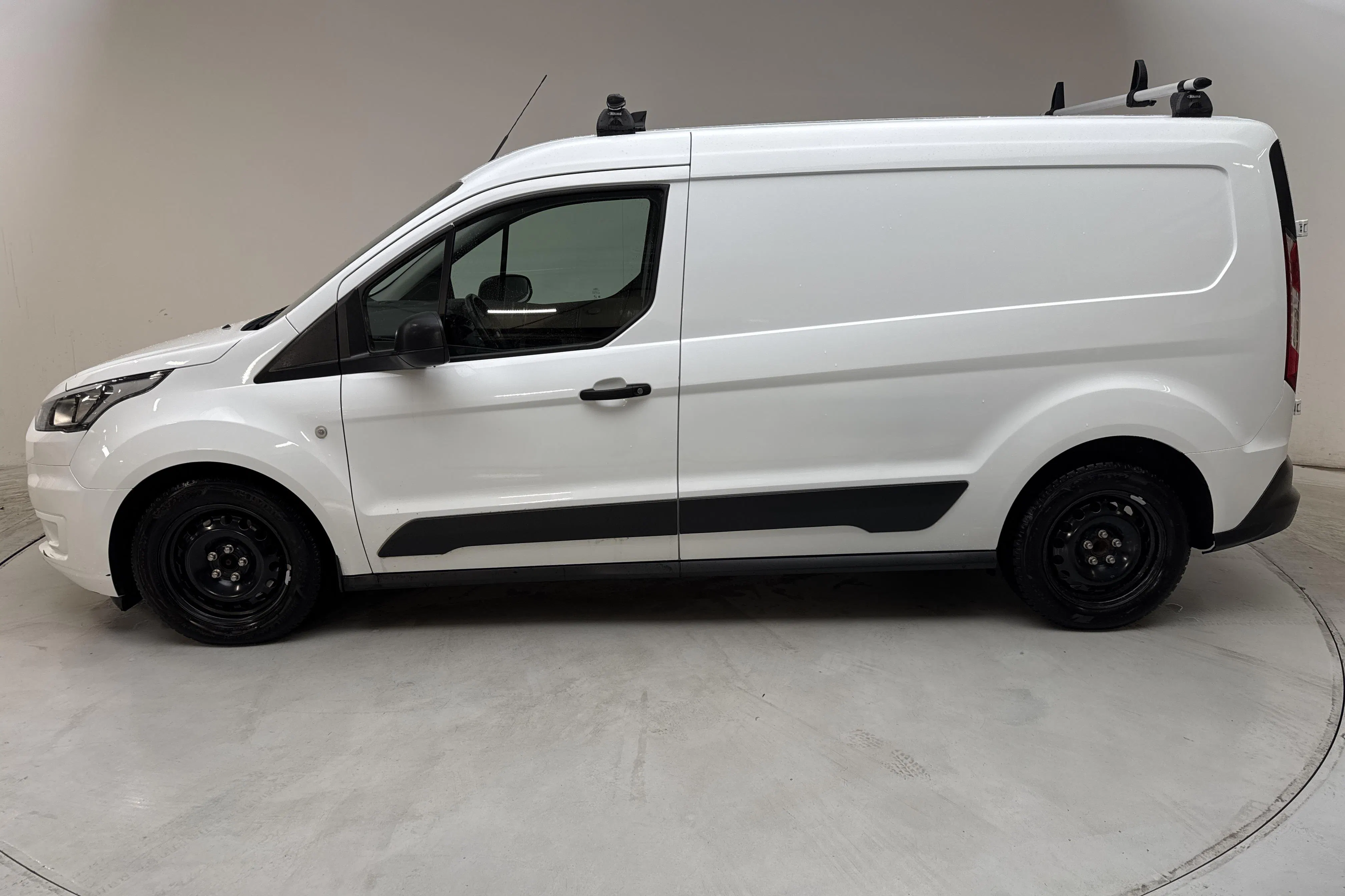 Presentationsfoto 2 av 12: Ford Transit Connect 1.5 EcoBlue (100hk) - 9 031 mil - Automat - vit - 2022