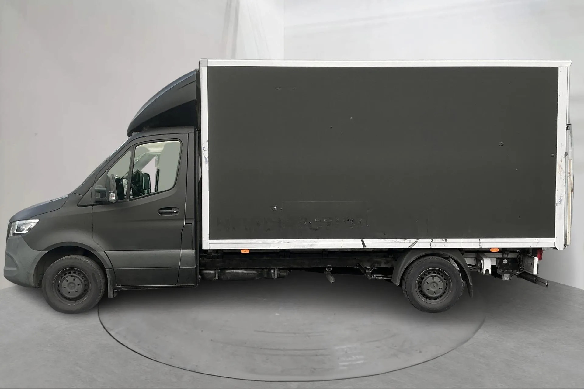 Presentationsfoto 2 av 18: Mercedes Sprinter 316 CDI Volymskåp RWD (163hk) - 18 780 mil - Automat - vit - 2019
