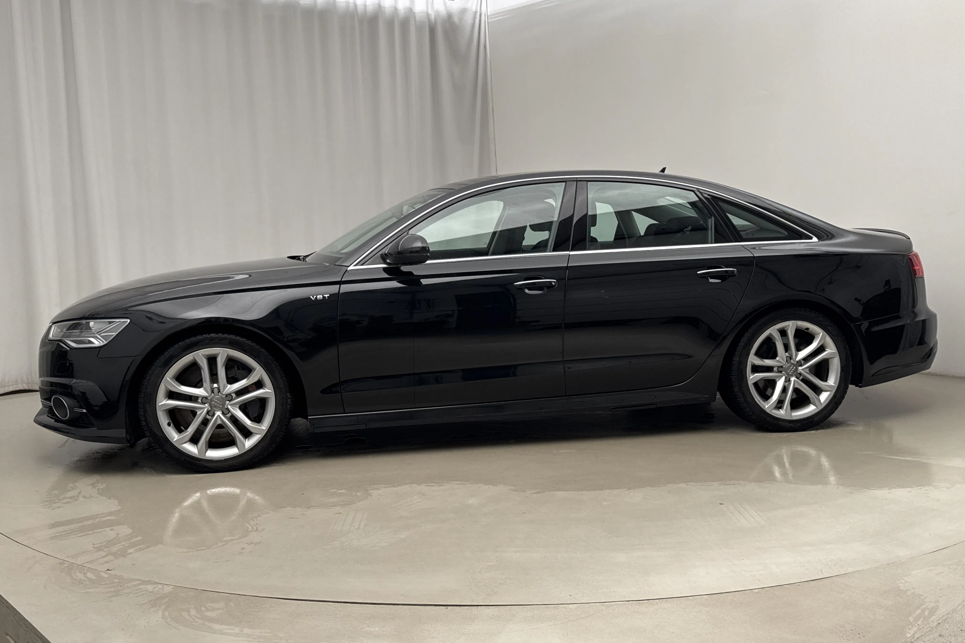 Presentation photo 2 of 26: Audi S6 4.0 TFSI quattro (450hk) - 126 760 km - Automatic - black - 2015