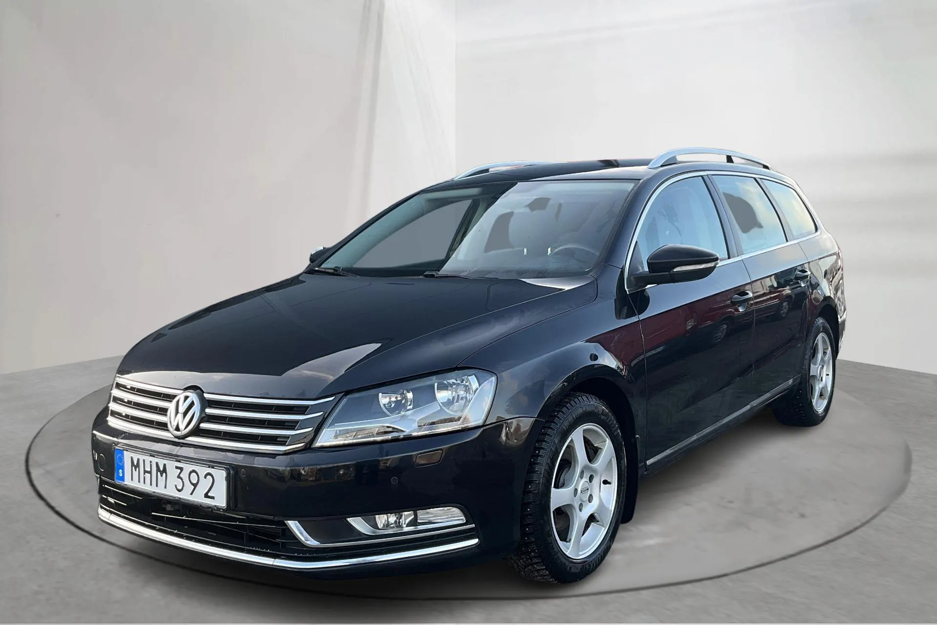 Presentationsfoto 1 av 15: VW Passat 2.0 TDI BlueMotion Technology Variant (140hk) - 24 033 mil - Manuell - svart - 2012