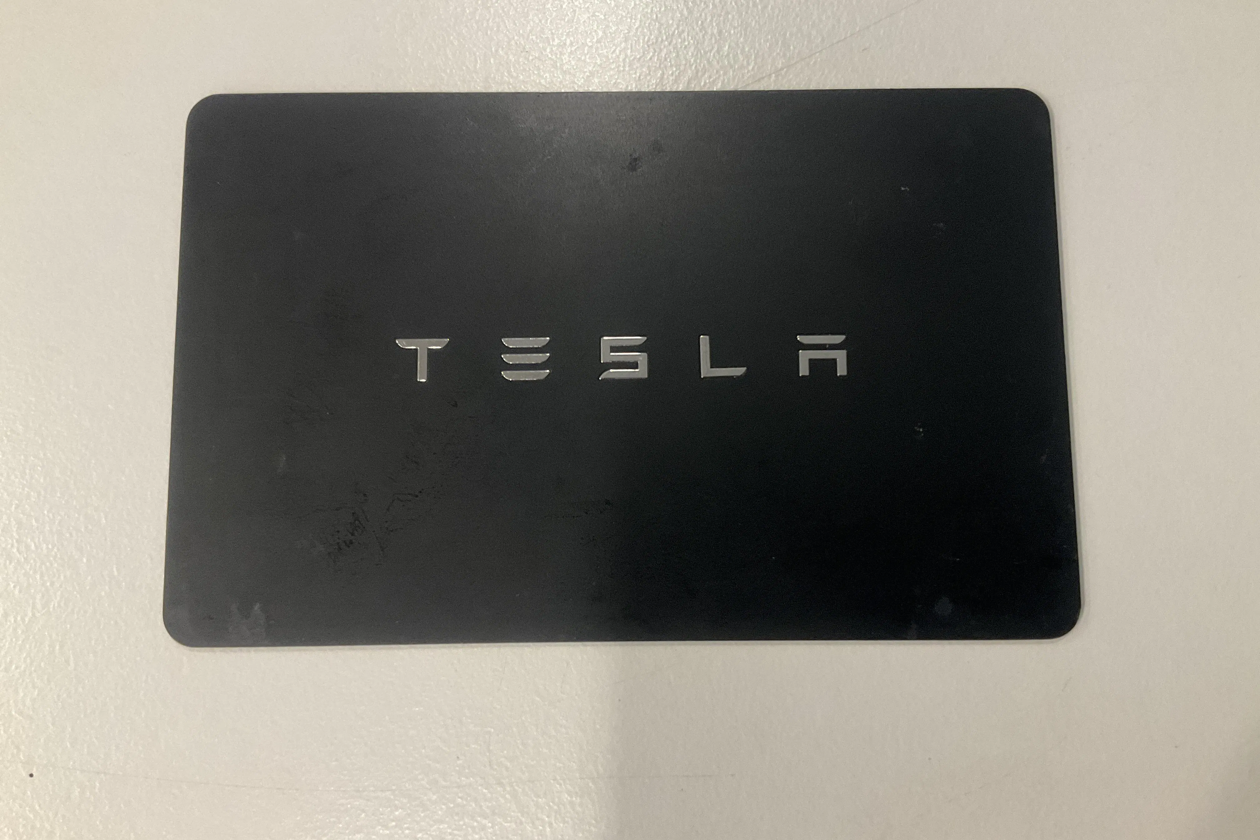 Presentation photo 24 of 24: Tesla Model 3 Performance AWD - 98 010 km - Automatic - red - 2019