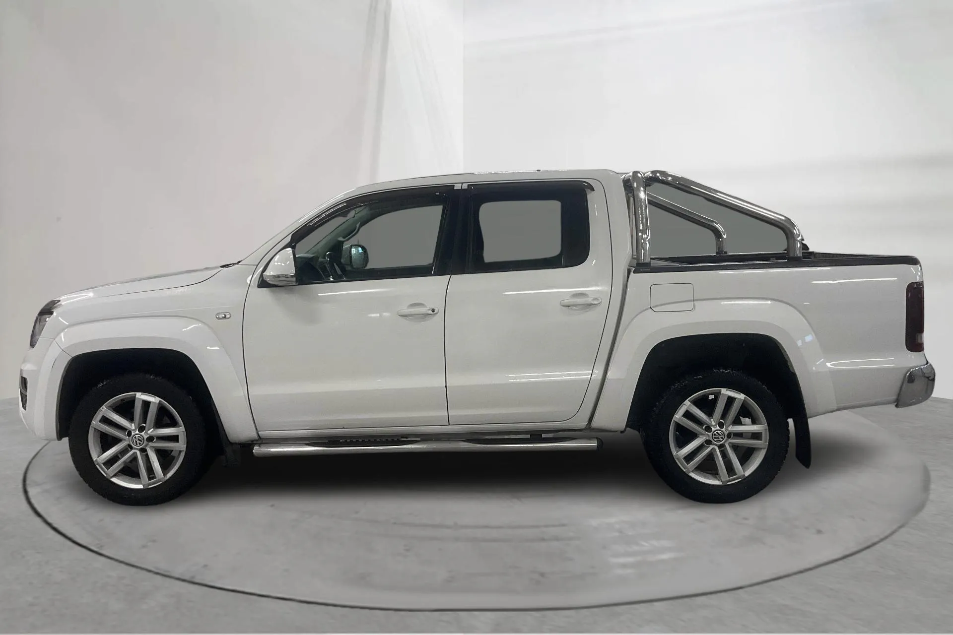 Presentation photo 2 of 20: VW Amarok 3.0 TDI 4motion (224hk) - 255 050 km - Automatic - white - 2017
