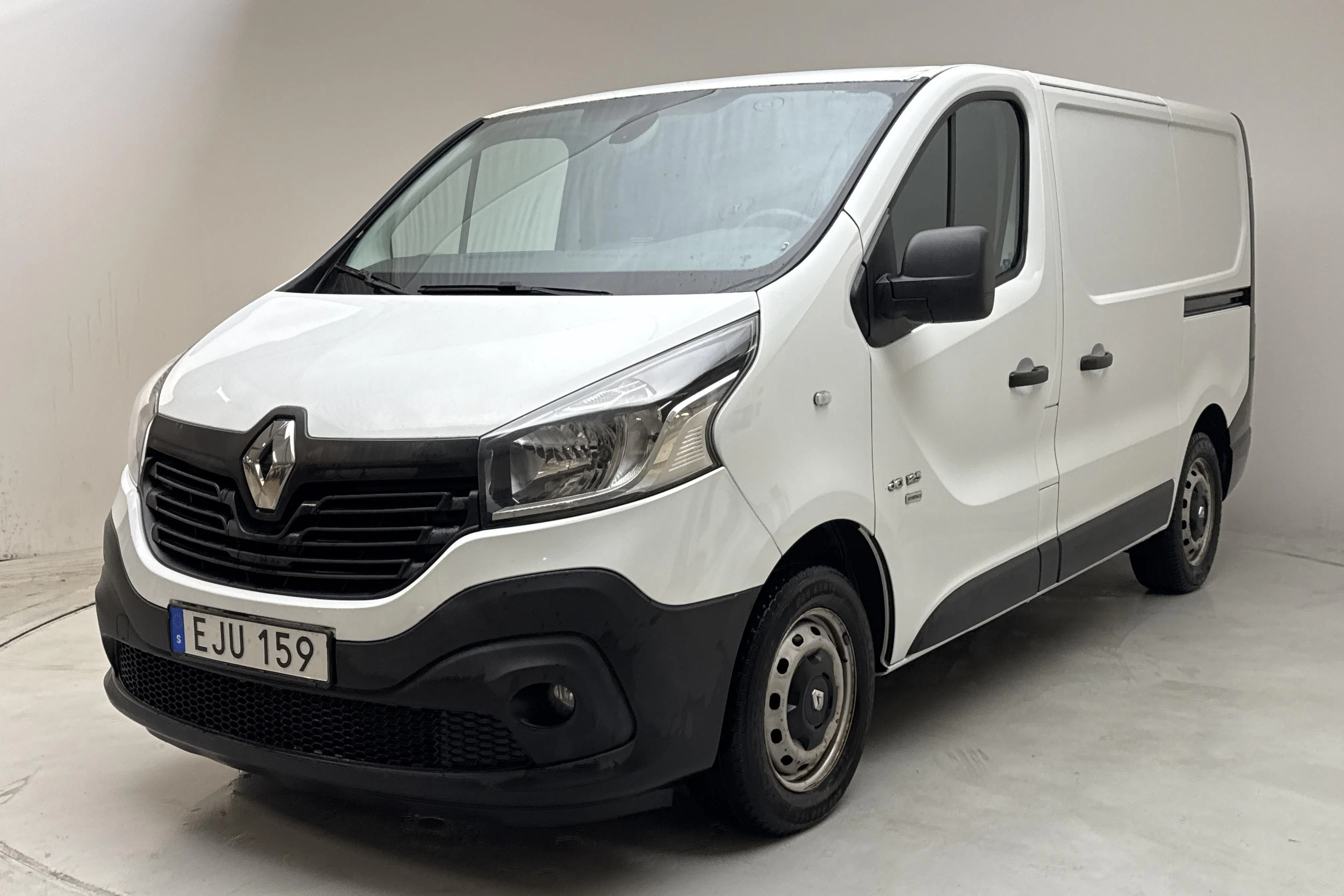 Presentationsfoto 1 av 12: Renault Trafic 1.6 dCi Skåp (125hk) - 15 055 mil - Manuell - vit - 2017