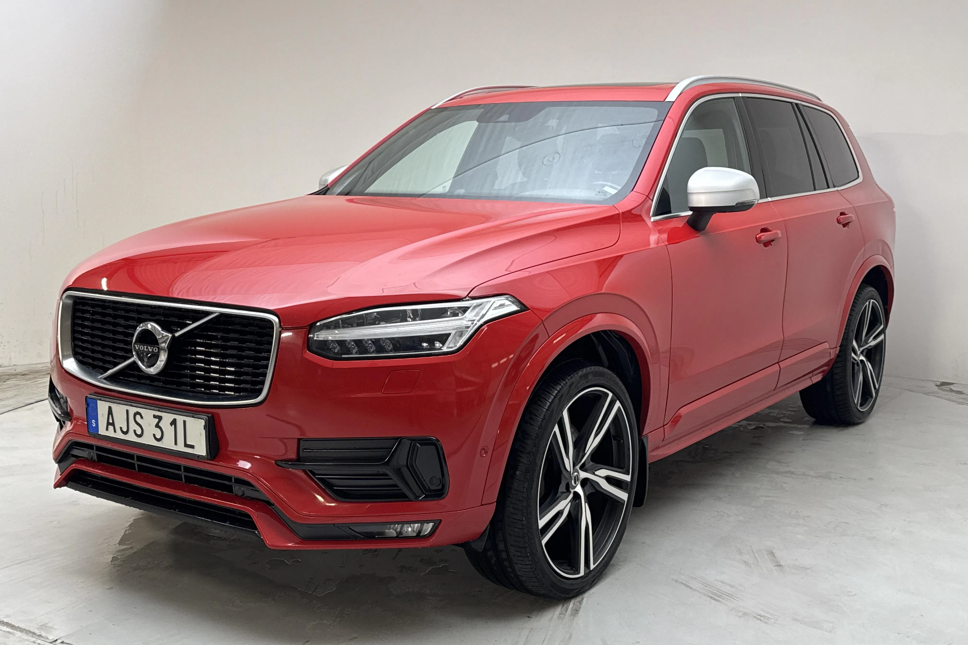 Presentation photo 1 of 26: Volvo XC90 D5 AWD (235hk) - 138 560 km - Automatic - red - 2019