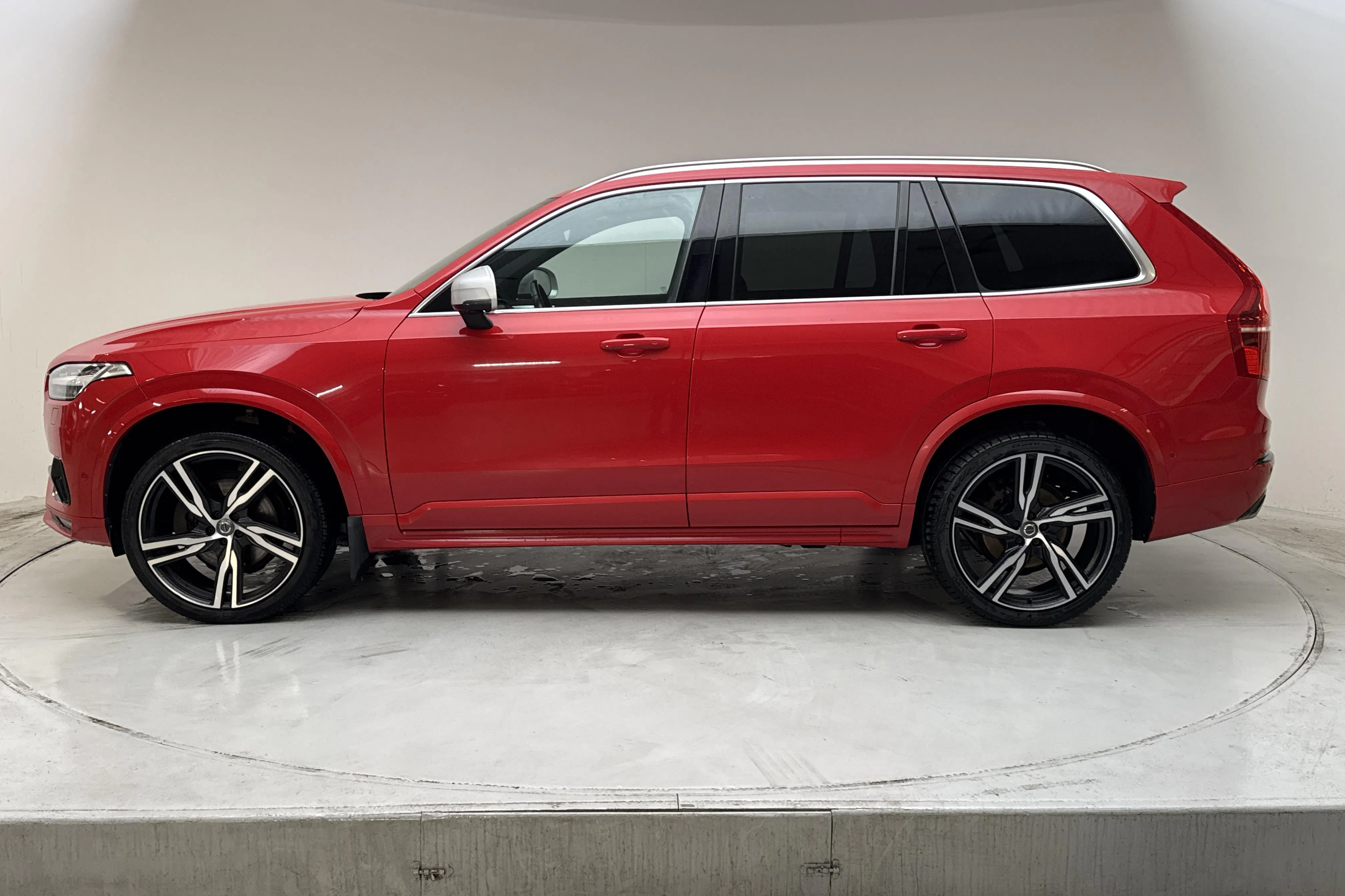 Presentation photo 2 of 26: Volvo XC90 D5 AWD (235hk) - 138 560 km - Automatic - red - 2019